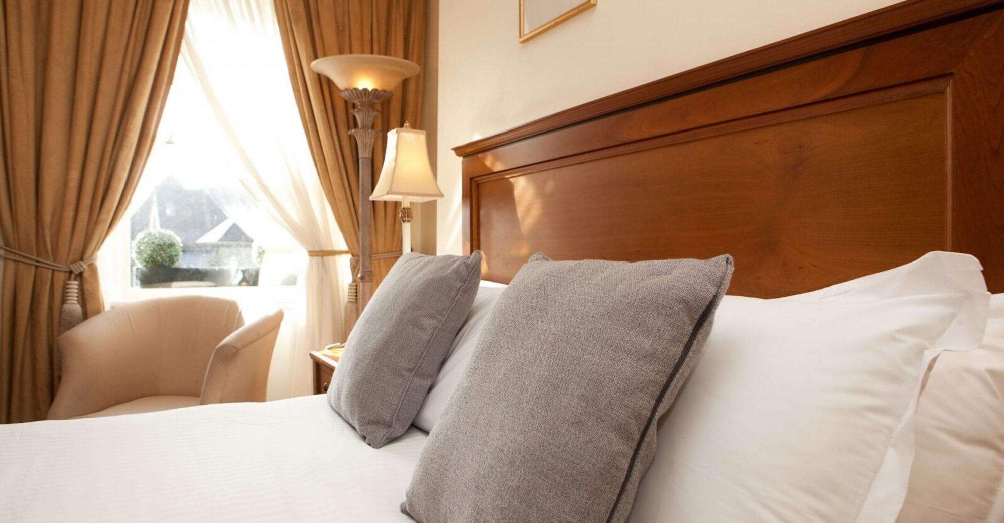 Headfort Arms Hotel ケルズ エクステリア 写真